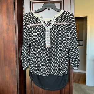 Skies are blue blouse